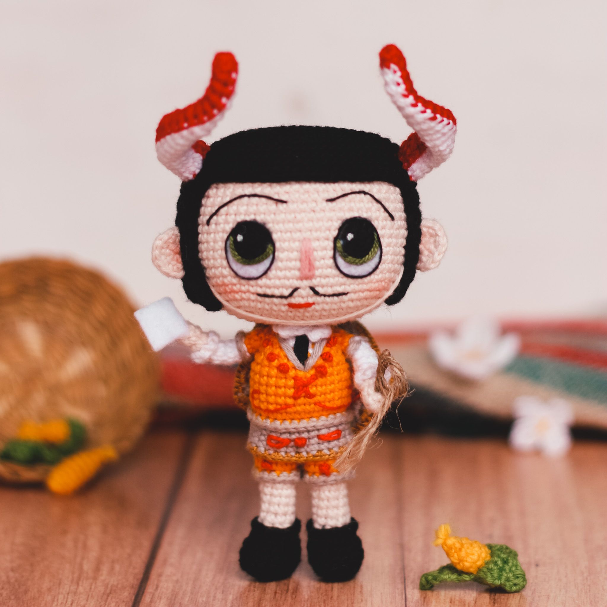 5. The Art of Amigurumi People: Create with Lhylaraña