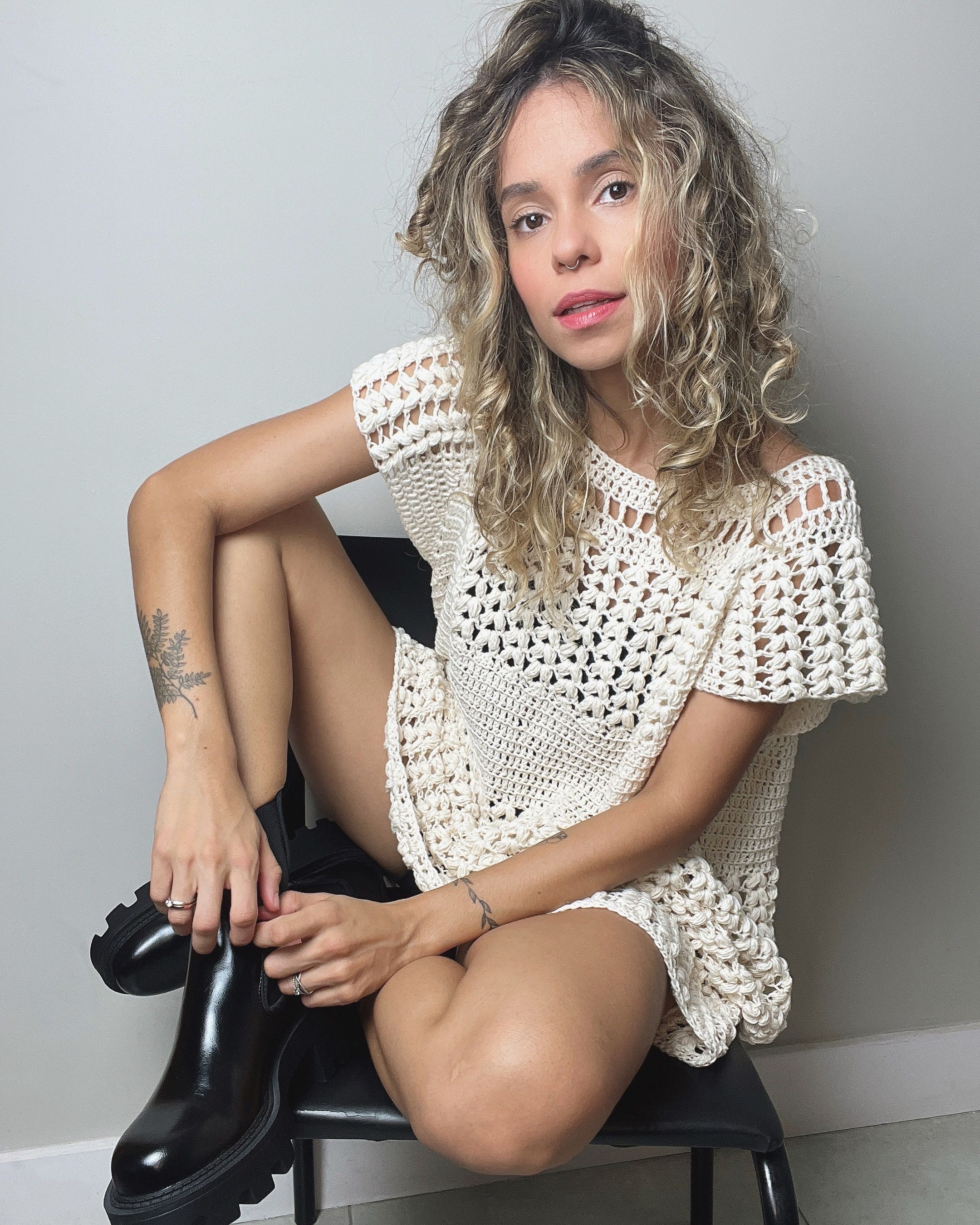 Crie Roupas Coloridas de Crochê: Um Curso de Marie Castro by Marie Castro