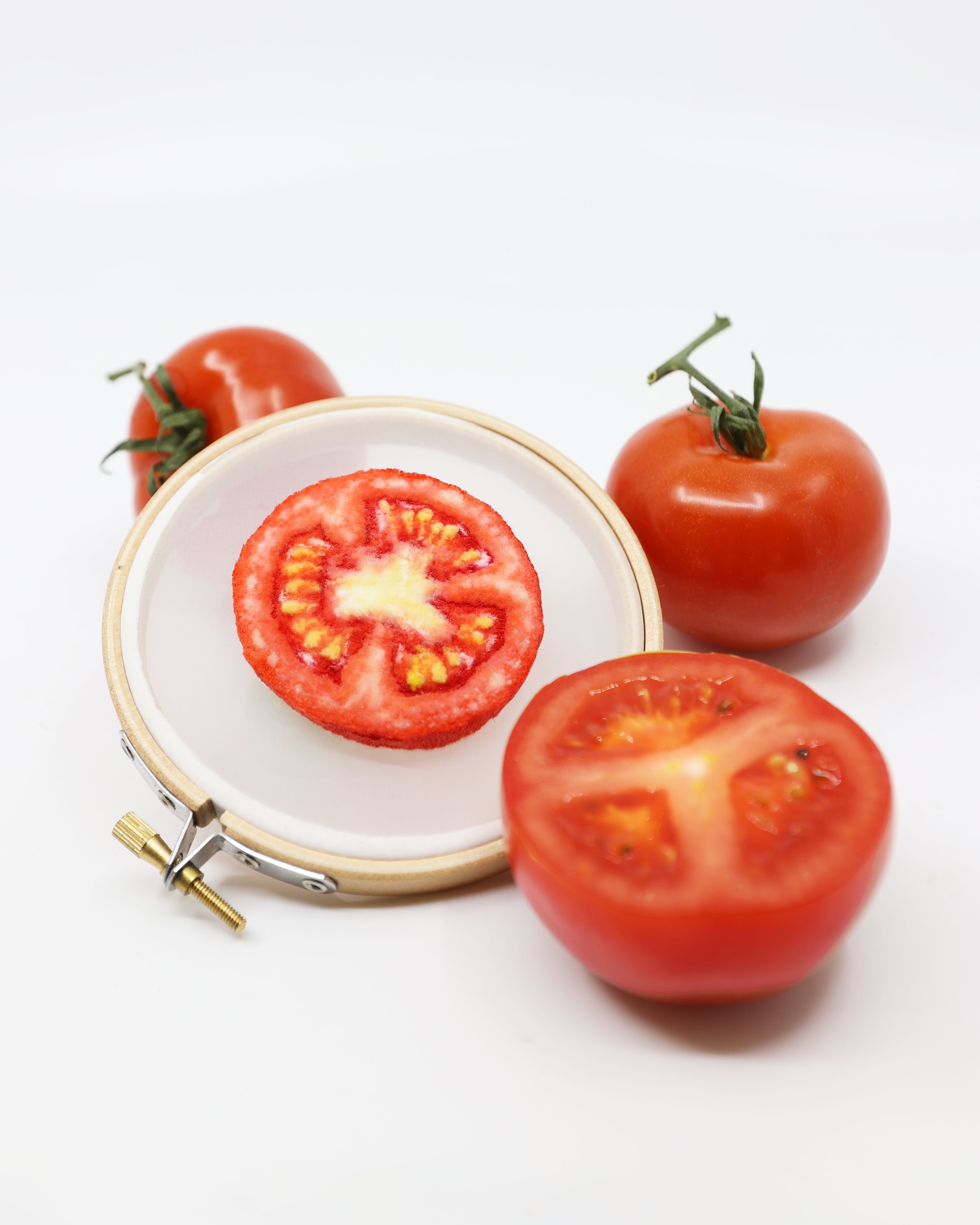Embroidery for Beginners: Youmeng Liu's Course by Youmeng Liu