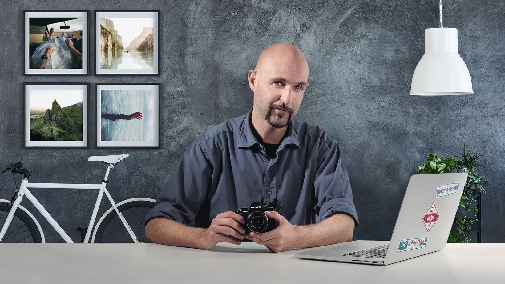 Travel Photography with Little Baggage