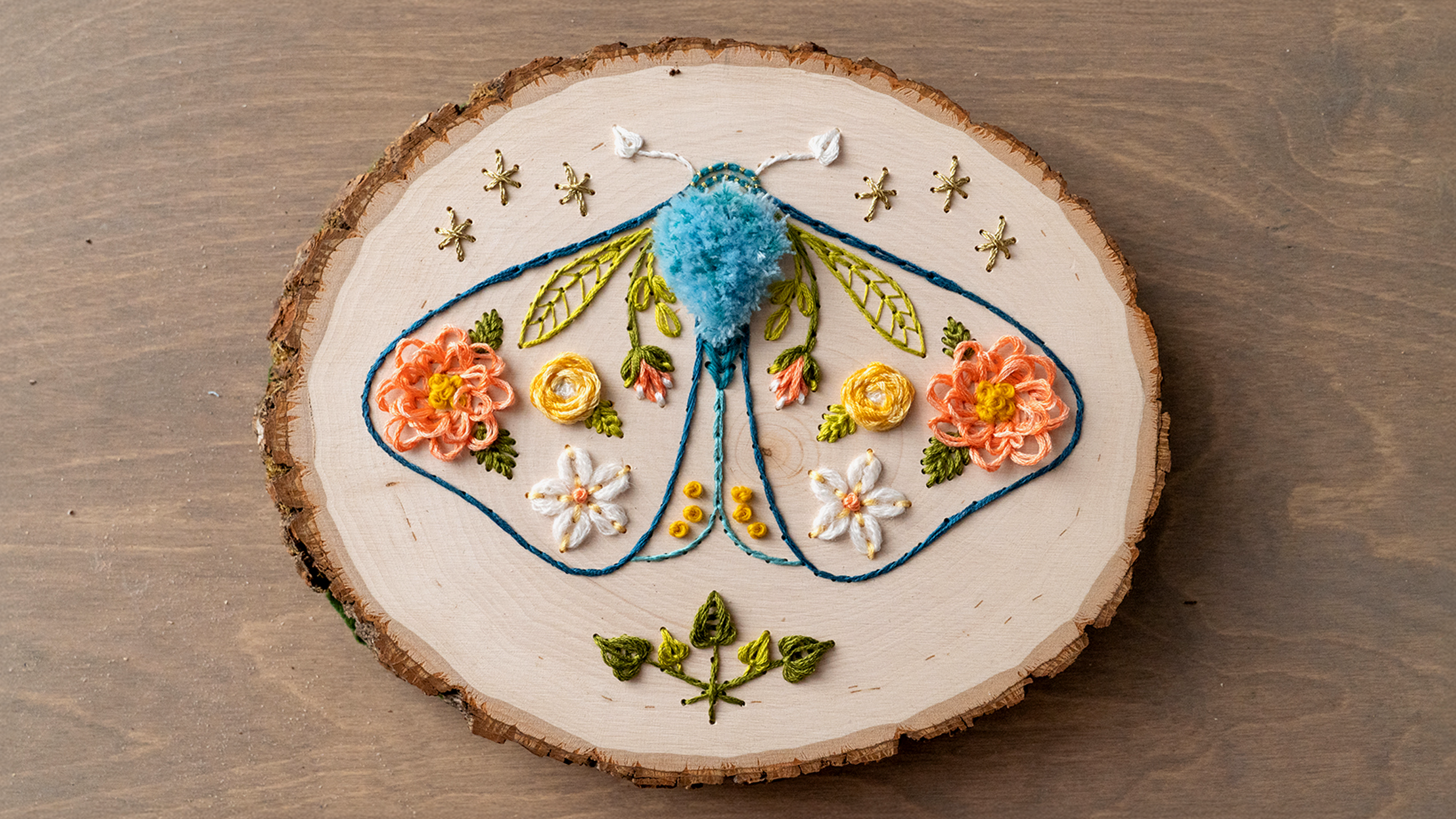 Specialization in Embroidery on Natural Materials