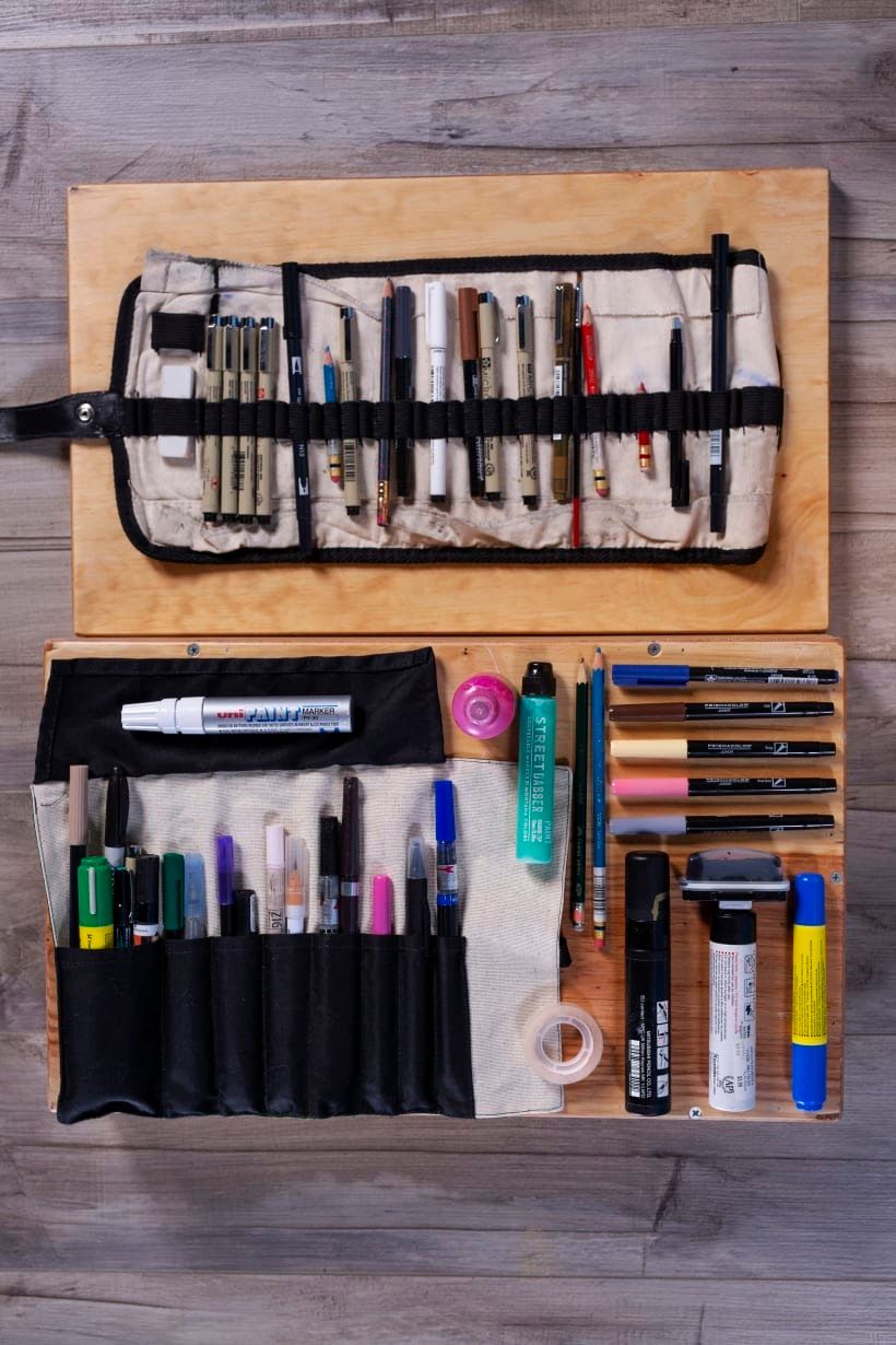Basic Script Lettering Tools and Stationery | Domestika