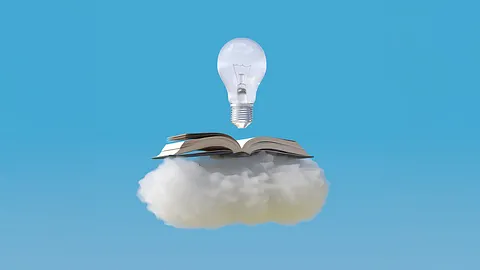 Especialización en Escritura Creativa: Desbloquea ideas y construye tu método literario