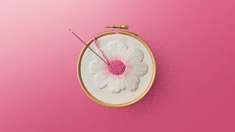 Especialización en bordado creativo y textiles de moda.
