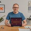 Lettering expressivo com ornamentos e floreios. Curso de Caligrafia, e Tipografia por Dan Forster