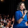 Domina el arte de hablar en público. Un curso de Cómo convertirse en, Marketing y Negocios de Dasha Dollar-Smirnova