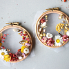 Corso guidato: creare ricami con fiori secchi su tulle. Un corso di Craft di Olga Prinku
