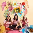 Flores de papel para Genias.cl. Un progetto di Street Art, Belle arti, Creatività, Direzione artistica, Fotografia, Fotografia in studio, Fotografia di ritratto, Fotografia digitale e Papercraft di Josefina Jiménez - 30.08.2018