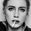 Smoker. Photograph, Fine-Art Photograph, Studio Photograph, Fashion Photograph, Portrait Photograph, and Digital Photograph project by Lídia Vives - 10.17.2019
