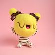 Ceecee, cotton candy girl - Banana. Un projet de Beaux Arts, Artisanat, Sculpture, Conception de personnages , et Art to de droolwool - 04.02.2020