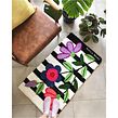 Alfombra con flores. Un projet de Broderie de Nayla Marc - 17.02.2020