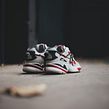Zapatillas "La Junta" Ein Projekt aus dem Bereich Schuhdesign, Design von Garderoben, Malerei mit Acr und l von Juan Pablo Bello (MYSNKRS Customs) - 07.03.2020