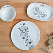 Set de aperitivo: Una historia de Chichinabo. Een project van Keramiek,  Ontwerp y Traditionele illustratie van CHICHINABO INC - 11.09.2020