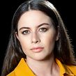 Retrato Luzia. Un proyecto de Fotografía, Fotografía de estudio, Fotografía de retrato y Retoque fotográfico de Nina Bruno - 23.09.2020