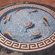 Trompe L'oeil Fishpond Mosaic. Un proyecto de Artesanía de Gary Drostle - 26.06.1996