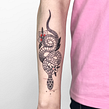 Tatuaje 04. Un projet de Dessin artistique, Dessin numérique, Conception de tatouage et Illustration traditionnelle de Diana Felix - 28.10.2020