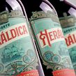 Oporto Vintage HERÁLDICA 🇵🇹🍇. Br, ing, Identit, Drawing, Design, Graphic Design, Traditional illustration, and Packaging project by Emi Renzi - 11.11.2020