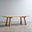 Board & Batten Table. Artesanato, Design e fabricação de móveis, Design de interiores, e Marcenaria projeto de Bibbings & Hensby - 19.04.2021