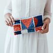 Mini Clutch Purse. Un proyecto de Diseño de complementos y Tejido de Micah Clasper-Torch - 27.04.2021