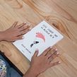 Libro "Este libro no es acerca de ti", 2019. Un projet de Créativité, Écriture, Illustration traditionnelle, Stor , et telling de Rocío Diestra Villavicencio - 30.05.2019
