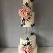 Hand painted cake with sugar flower bouquets  . Arts, and Crafts project by Nasima Alam - 05.04.2021