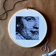 Cross Stitch Portraits. Un projet de Broderie et Illustration traditionnelle de Olivia Johnson - 04.06.2021