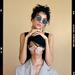 Yohji Yamamoto Eyewear FW 18/19. Un progetto di Fotografia, Fotografia di moda, Fotografia di prodotti, Fotografia di ritratto, Fotografia digitale e Fotografia analogica di Eivind Hansen - 07.09.2018