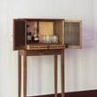 Mueble para whisky. Arts, Crafts, Furniture Design, Making, Interior Design, Creativit, and Woodworking project by Israel Martín - 06.28.2021