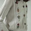 Embroidery designer - Cardigan Florentina for EMES. Design, e Bordado projeto de Raquel Ezquerro (Lanusa) - 03.09.2021
