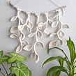 Macrame Vines and Leaves . Un proyecto de Tejido, Macramé y 3D de String Theories Fiber Design - 01.01.2020