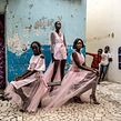 Senegal Fashion. Un proyecto de Fotografía de Finbarr O'Reilly - 05.12.2019