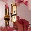 YSL Beauty . Un proyecto de Fotografía de Amy Currell - 02.12.2021