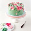 Palette Knife Floral Cake. Un projet de Design  , et Artisanat de Liz Shim - 11.01.2022