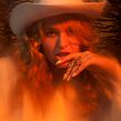 VOGUE Portugal editorial "Greatest Hits 2000s". Un projet de Photographie, Photographie de mode , et Photographie de portrait de Wanda Martin - 30.01.2022
