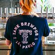 Visual Identity for Tank, a Brazilian brewpub in the lovely neighborhood of Pinheiros, in São Paulo.. Een project van  Br e ing en identiteit van Gustavo Garcia - 08.03.2022