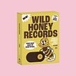 wild honey records - 7 inch box set (9 vinili 7 pollici) - 2020. Un proyecto de Diseño gráfico, Música y Packaging de Paolo Proserpio - 13.05.2022
