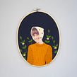 Mi proyecto del curso: Bordado avanzado sobre transfer fotográfico a color. Colagem, Estampagem, Bordado, DIY, e Design têxtil projeto de Studio Variopinto - 18.08.2022