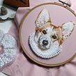 Royal Corgi Ein Projekt aus dem Bereich Stickerei, Bildende Künste, H und werk von Santo Cielo - 14.09.2022