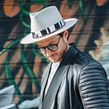 Off White Fedora with handwoven Guatemalan Fabric . Fashion Design, and Fashion Photograph project by NOMADE MODERNE HATS - 10.09.2022