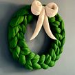 Woolly Christmas Wreath. Fiber Arts & Interior Decoration project by Miriam (Mizz) Evans - 11.17.2022