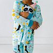 Little Sleepies - Birthday animals pattern Ein Projekt aus dem Bereich Traditionelle Illustration, Musterdesign, Kinderillustration und Vektorillustration von Tati Abaurre - 18.11.2022