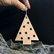 Ways to use leather scraps. Un progetto di Design di accessori di Beth Dow - 02.02.2023