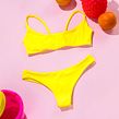 Bikini Brasil. Design de moda projeto de Flor Tregnaghi - 18.05.2019