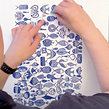 105 Fishes. Un proyecto de Diseño, Ilustración tradicional, Artesanía y Estampación textil de Ali Baecker | 3 Dotted Penguins - 17.05.2023