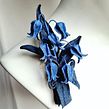 Denim Bluebell Brooch. Design de moda, Design têxtil, e Design de joias projeto de Svetlana Faulkner - 10.09.2023