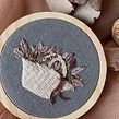 projetos de primavera para a edição 41 do @borda.comigo. Un proyecto de Bordado y Artesanía de Carla Ramos - 20.10.2023