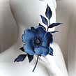 WILD ROSES made of fabric (video). Un proyecto de Diseño textil y Diseño de moda de Svetlana Faulkner - 19.01.2024