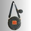 Upcycled Gray Jeans Quilted Round Bag. Un proyecto de Diseño de moda, DIY, Upc, cling y Costura de Luisa Hurtado - 22.02.2024