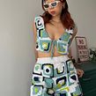 Granny Square Reversible Tank & Shorts Set. Un progetto di Fashion design, Fiber Art, Uncinetto e Artigianato di Grace Xu - 09.04.2024