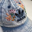 Hand Embroidered Baseball Cap Ein Projekt aus dem Bereich Stickerei, Weben, H und werk von Erin McDonald - 11.01.2022